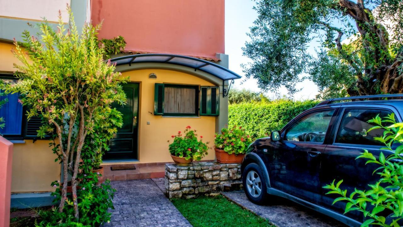 Wave And Sea Holiday Home Barbati Zewnętrze zdjęcie